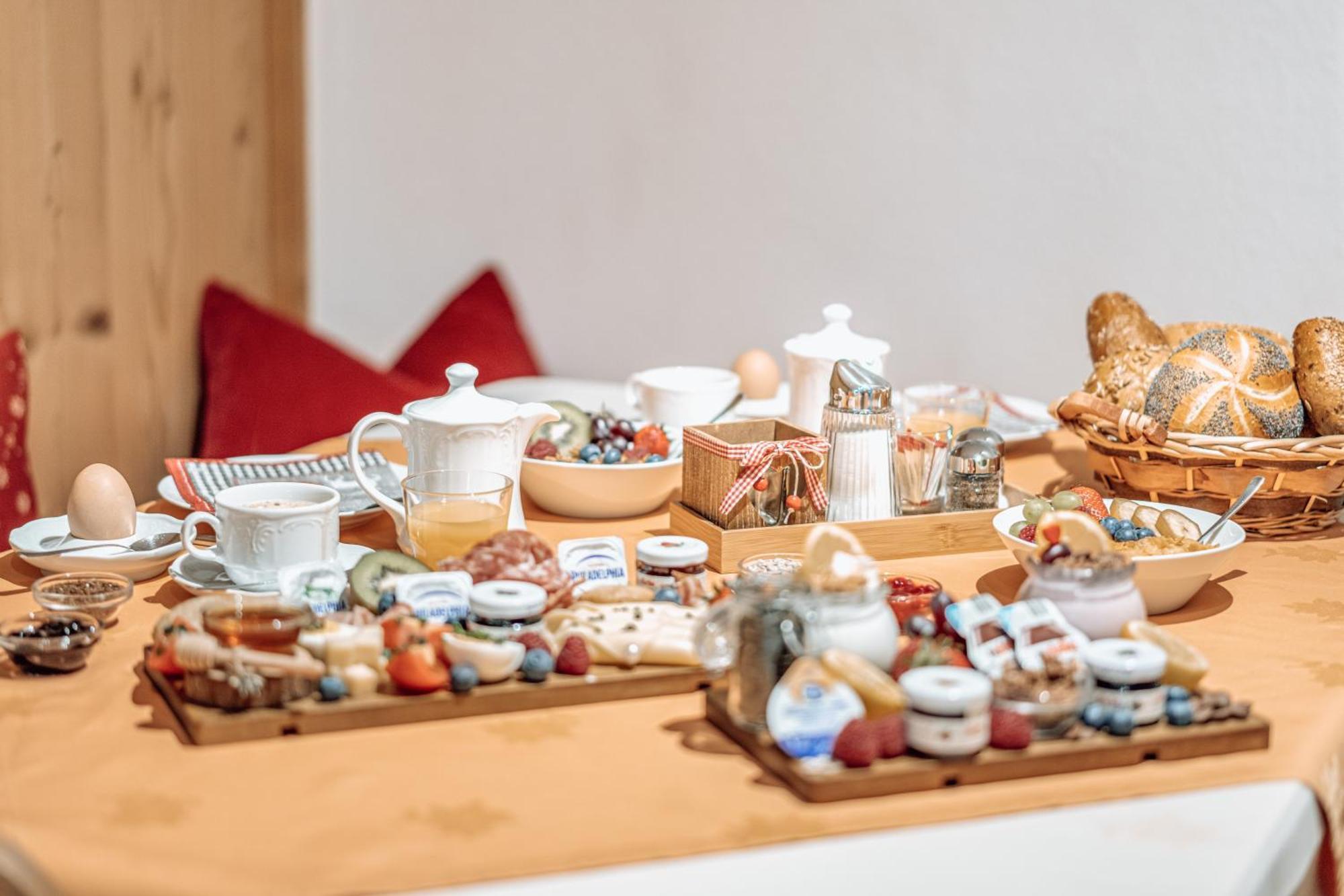 Auer-Fiegl Bed & Breakfast Solden Ngoại thất bức ảnh