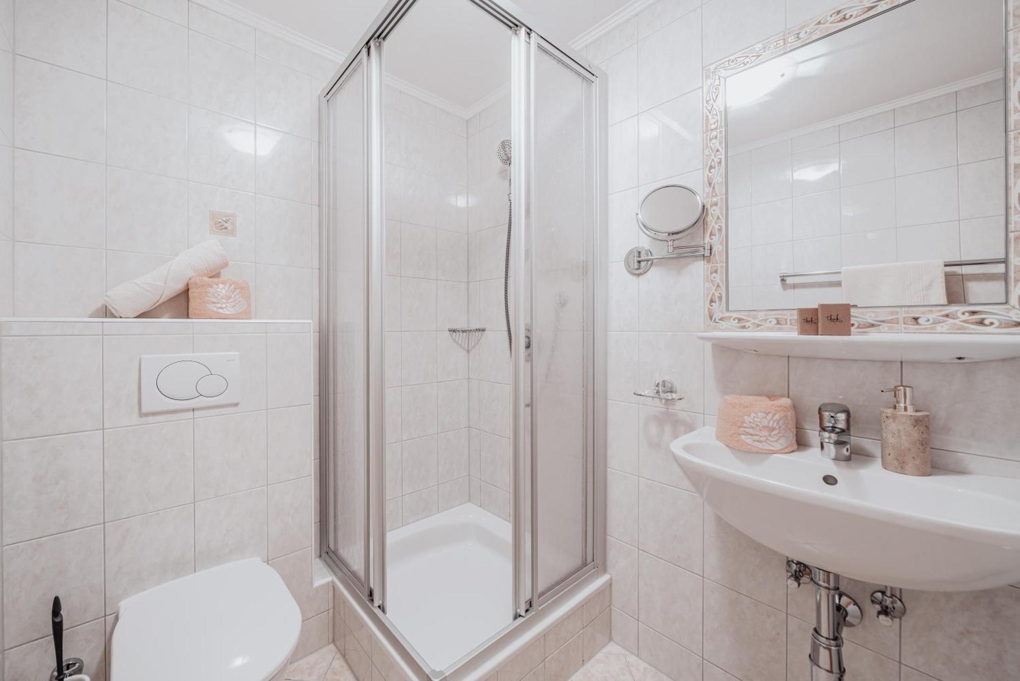 Auer-Fiegl Bed & Breakfast Solden Ngoại thất bức ảnh
