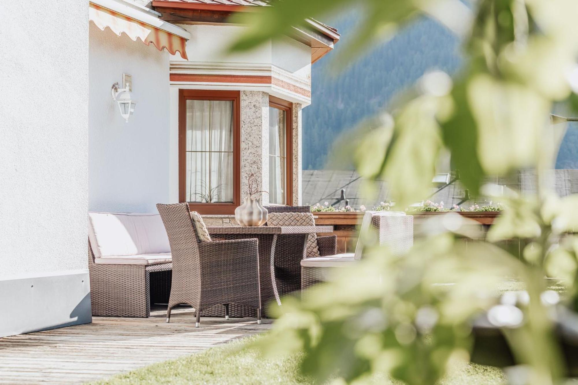 Auer-Fiegl Bed & Breakfast Solden Ngoại thất bức ảnh